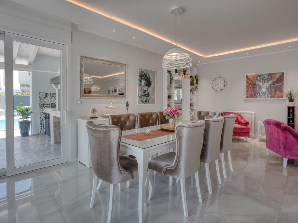 Villa Dream House By Interhome Pula Exteriör bild